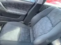 Usata Mercedes C200 163 CV (119 kW) 2002 Grigio Berlina