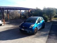 Gebraucht Toyota Yaris 101 PS (74 kW) 2011 Blau Limousine