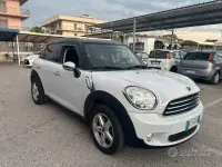 Usata Mini Countryman 98 CV (72 kW) 2011 Bianco SUV