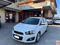 Usata Chevrolet Aveo LT 86 CV (63 kW) 2011 Bianco Utilitaria