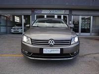 Usata VW Passat 177 CV (130 kW) 2014 Beige Berlina