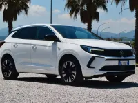 Usata Opel Grandland X Elegance 131 CV (96 kW) 2022 Bianco SUV