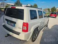 Usata Jeep Patriot 140 CV (102 kW) 2010 Bianco SUV