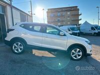 Usata Nissan Qashqai Tekna 115 CV (84 kW) 2019 Bianco SUV