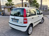 Usata Fiat Panda Active 77 CV (56 kW) 2012 Bianco Utilitaria