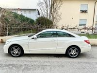 Usata Mercedes E220 Executive 170 CV (125 kW) 2010 Bianco Coupé