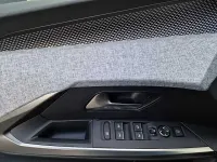 Nuova Peugeot 5008 GT 196 CV (144 kW) 2026 Grigio SUV