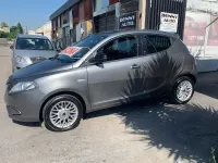 Usata Lancia Ypsilon S 85 CV (62 kW) 2014 Argento Utilitaria