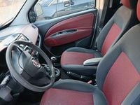 Usata Fiat Doblò 135 CV (99 kW) 2010 Marrone Monovolume