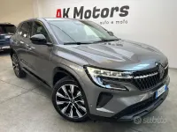 Usata Renault Austral Techno 131 CV (96 kW) 2023 Grigio SUV