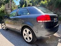 Usata Audi A3 Attraction 101 CV (74 kW) 2005 Grigio Utilitaria