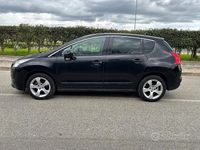 Usata Peugeot 3008 112 CV (82 kW) 2012 Nero Station wagon