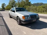 Usata Mercedes E300 188 CV (138 kW) 1989 Grigio Coupé