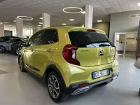 Usata Kia Picanto X-Line 67 CV (49 kW) 2021 Verde Utilitaria