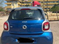 Usata Smart ForFour 2017 Blu Utilitaria