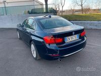 usata BMW 320 320 d Luxury