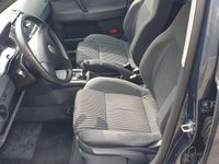 Usata VW Polo Sportline 75 CV (55 kW) 2005 Blu/azzurro Utilitaria