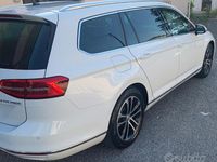 Usata VW Passat Executive 150 CV (110 kW) 2016 Bianco Station wagon
