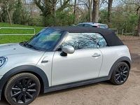 Usata Mini Cooper Cabriolet Hype 136 CV (100 kW) 2020 Argento Cabrio