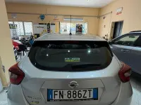 Usata Nissan Micra N-Connecta 90 CV (66 kW) 2018 Grigio Utilitaria
