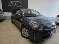 Usata Kia Rio 84 CV (61 kW) 2017 Grigio Berlina