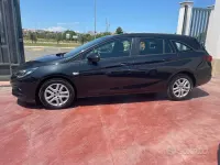 Usata Opel Astra 110 CV (80 kW) 2016 Nero Berlina