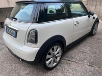 Usata Mini Cooper D 112 CV (82 kW) 2012 Bianco Utilitaria