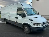 Usata Iveco Daily 125 CV (91 kW) 2005 Bianco