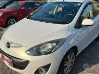 Usata Mazda 2 Trendy 75 CV (55 kW) 2012 Bianco Utilitaria