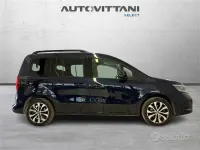 Usata Renault Kangoo Techno 50 kW (69 CV) 2023 Blu scuro Monovolume