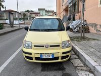 Occasion Fiat Panda 75 ch (55 kW) 2011 Jaune Citadine