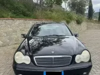 Usata Mercedes C200 Avantgarde 122 CV (89 kW) 2003 Nero Berlina