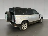 Usata Land Rover Defender SE Dynamic 249 CV (183 kW) 2023 Hakuba silver SUV