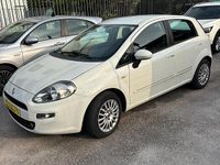 Gebraucht Fiat Punto Lounge 85 PS (62 kW) 2012 Weiß Kleinwagen
