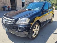 Usata Mercedes ML320 224 CV (164 kW) 2008 Nero SUV