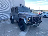 Usata Land Rover Defender SE 122 CV (89 kW) 2007 Grigio Station wagon
