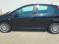 Usata Fiat Grande Punto 65 CV (47 kW) 2006 Nero Utilitaria