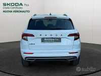 Usata Skoda Karoq SportLine 150 CV (110 kW) 2021 Bianco SUV