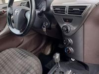 Usata Toyota iQ Sol 68 CV (50 kW) 2009 Bianco Utilitaria