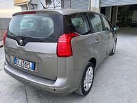 Usata Peugeot 5008 Business-Line 163 CV (119 kW) 2010 Grigio Monovolume