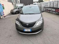 Usata Lancia Ypsilon Silver 69 CV (50 kW) 2023 Grigio scuro Utilitaria