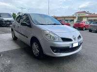 Usata Renault Clio II 75 CV (55 kW) 2008 Argento Berlina