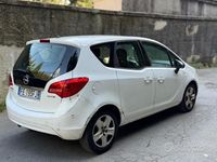 Usata Opel Meriva 95 CV (69 kW) 2016 Bianco Monovolume