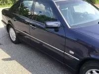 Begagnad Mercedes C180 Elegance 122 HK (89 kW) 1999 Blå Sedan