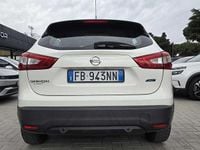 Usata Nissan Qashqai Acenta 110 CV (80 kW) 2016 Bianco SUV