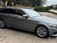 Usata Mercedes C220 Premium 160 CV (117 kW) 2018 Grigio Station wagon