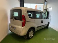 Usata Opel Combo 90 CV (66 kW) 2013 Grigio Monovolume