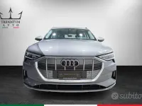 Usata Audi e-tron 230 kW (313 CV) 2019 Argento SUV