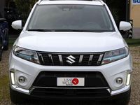 Usata Suzuki Vitara 102 CV (75 kW) 2022 Bianco perla metallizzato SUV