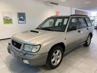 Usata Subaru Forester 170 CV (125 kW) 1999 Grigio SUV